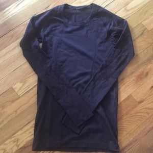Lulu Lemon long sleeve